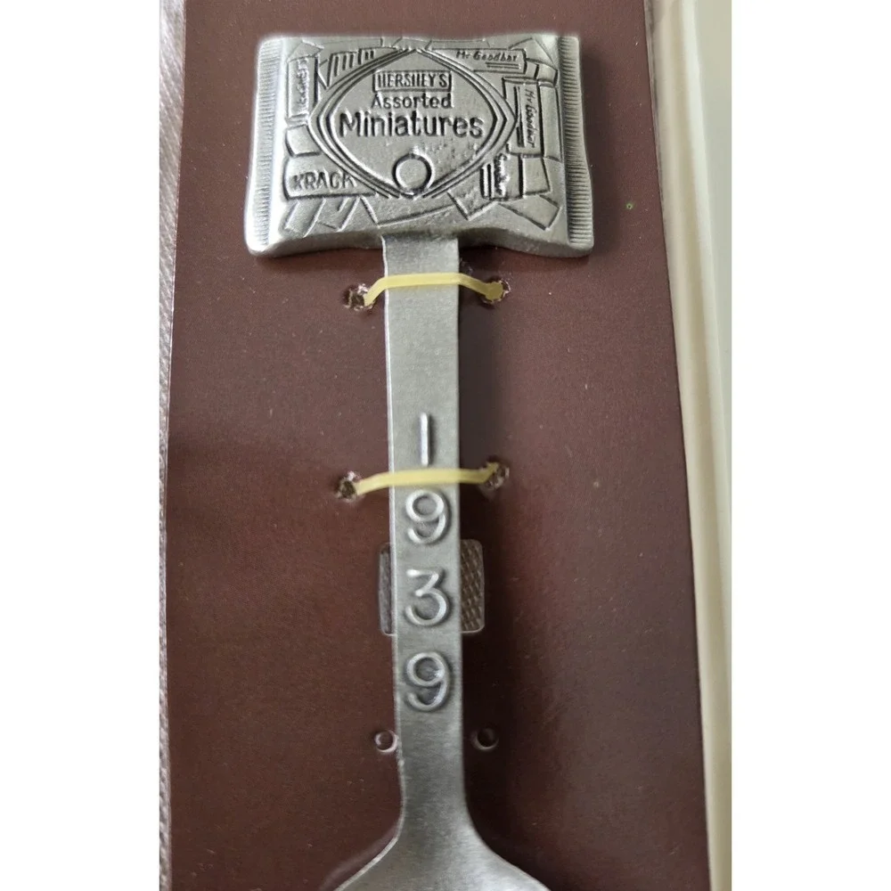 Collectors‎ Spoon Hersheys Chocolate Miniatures 1939 Pewter